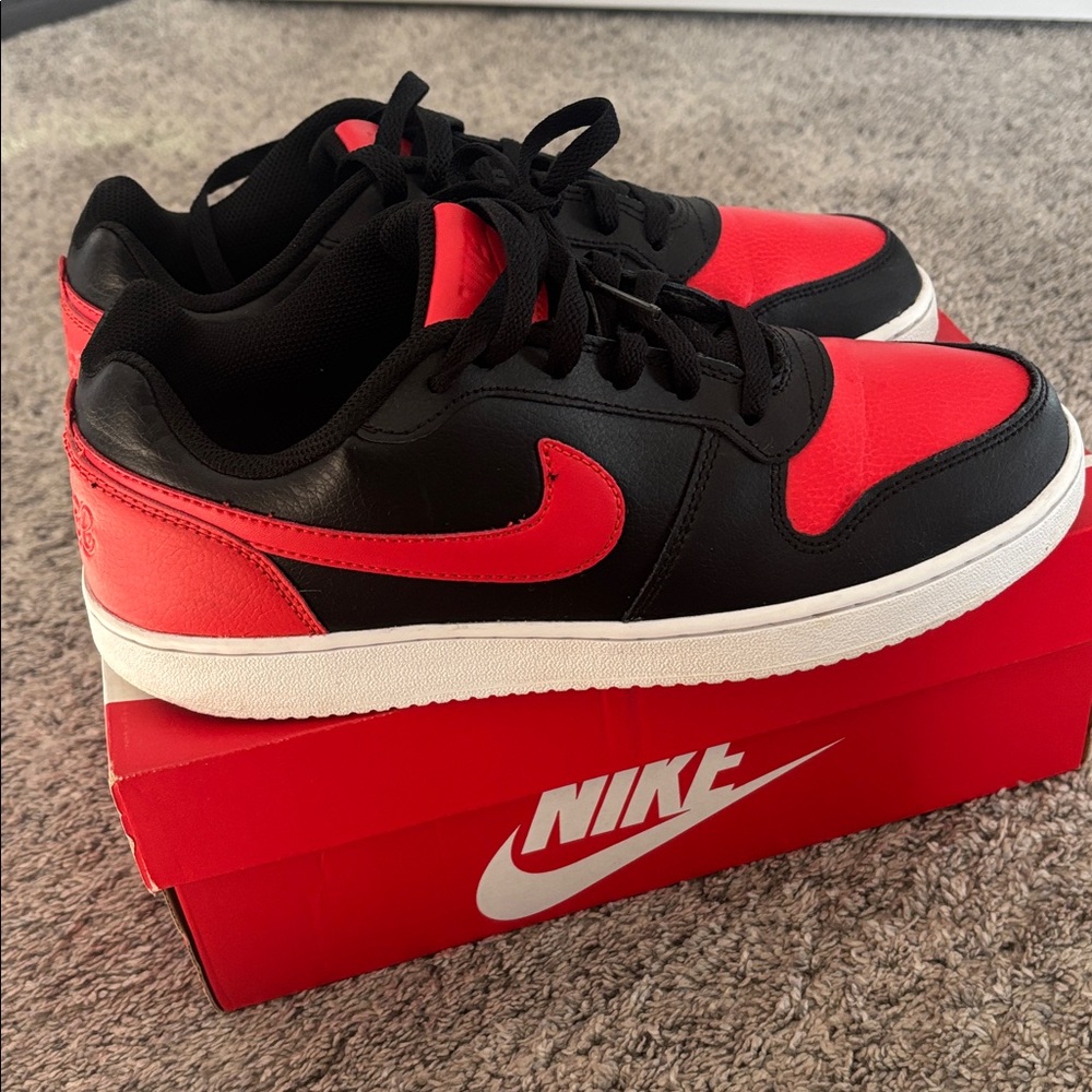 Nike Court Borough Low 2 Black Red White – Men’s 8.5